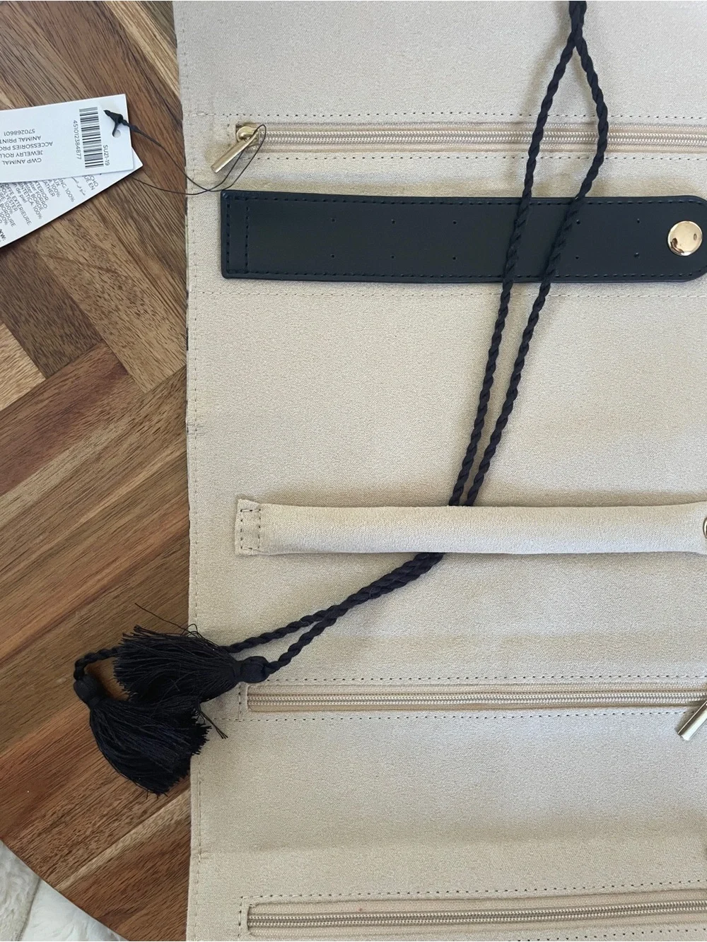 CHICO’S Leopard Cheetah Print Foldover Travel Jewelry Case with Tassel Wrap NWT - Picture 7 of 11